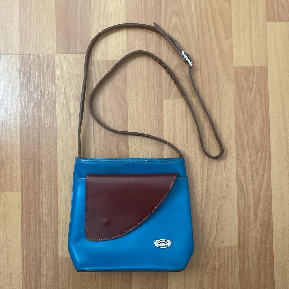 vintage 1990s Lartigiano Sorrento leather crossbody bag made in Italy